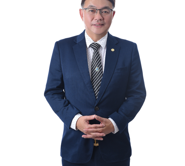 District Governor portrait